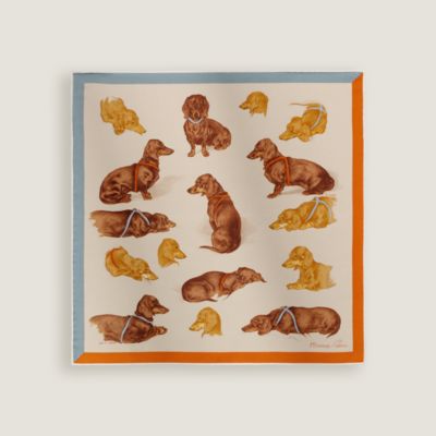 カレ 90 《アルネ・ドゥ・クール》 - ベージュ | Hermès - エルメス